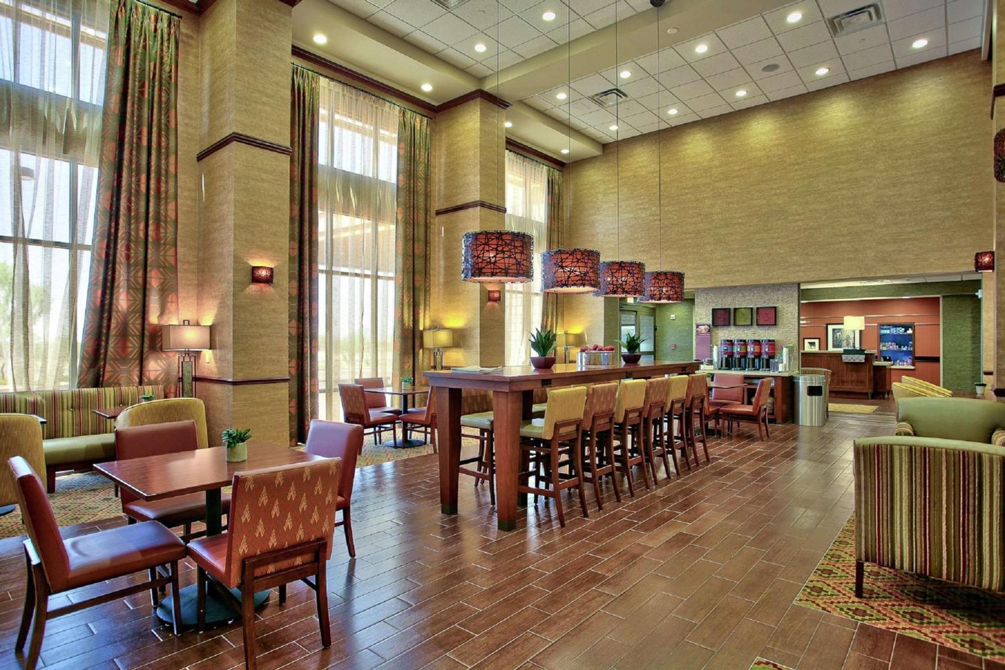 Hampton Inn & Suites Scottsdale At Talking Stick Kültér fotó